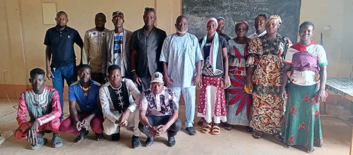 Insertion socio-professionnelle : les responsables du centre de formation professionnelle Naaba Boulga de Sourgoubila échangent avec les chefs d’atelier